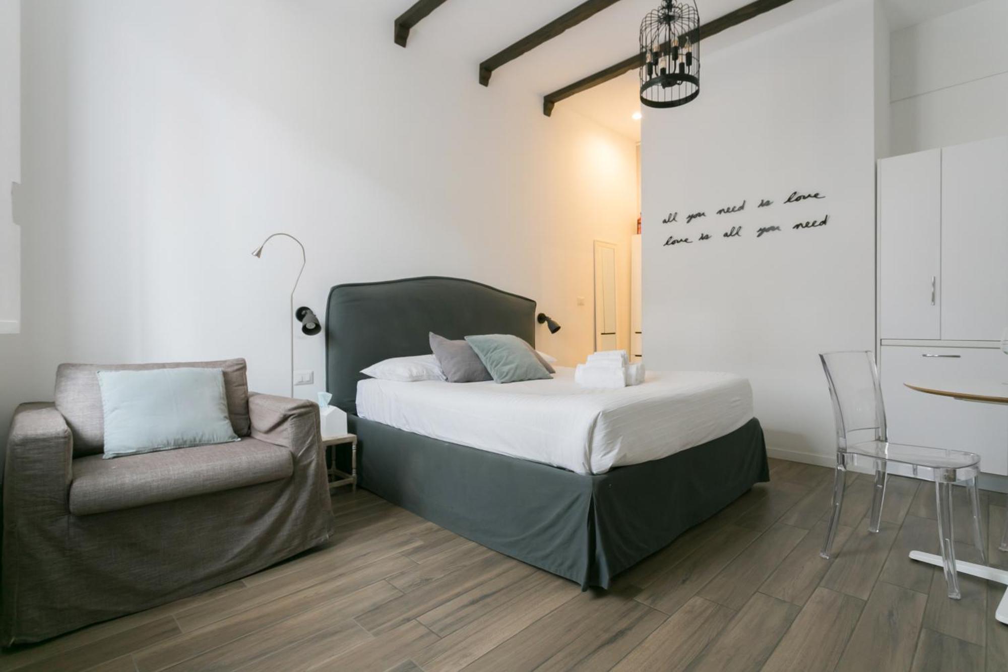 Milano Apartments Vigevano 41 Bagian luar foto