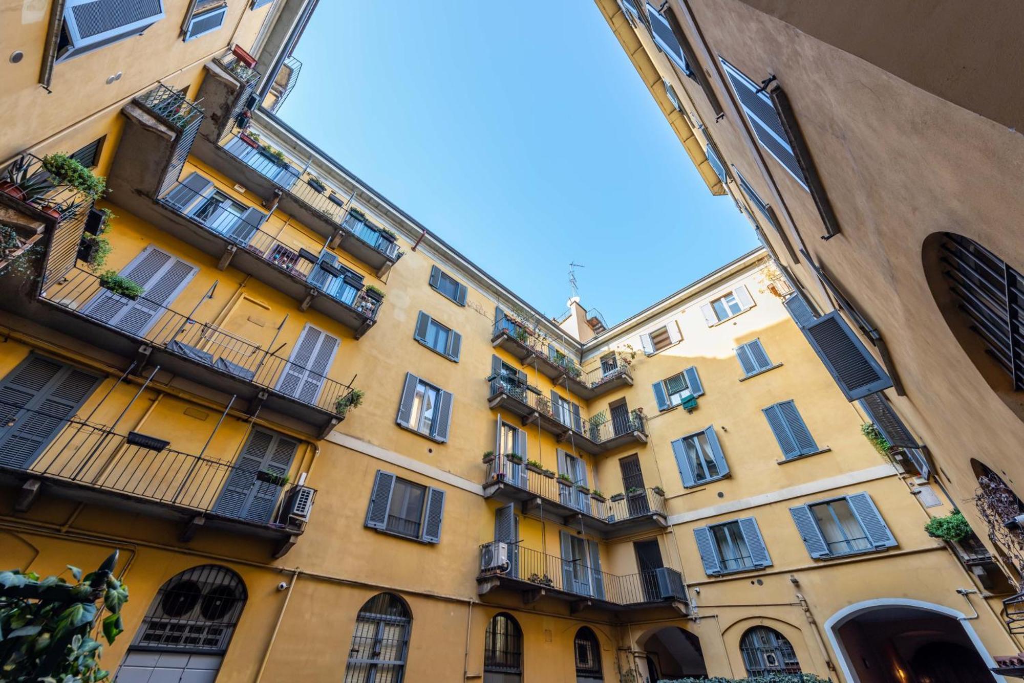 Milano Apartments Vigevano 41 Bagian luar foto